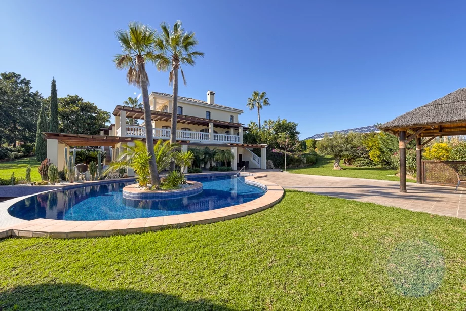 property pictures Estepona, Costa del Sol, Marbella, Malaga, villa, photographer, photography, photoshoot, professional, photos, marketing